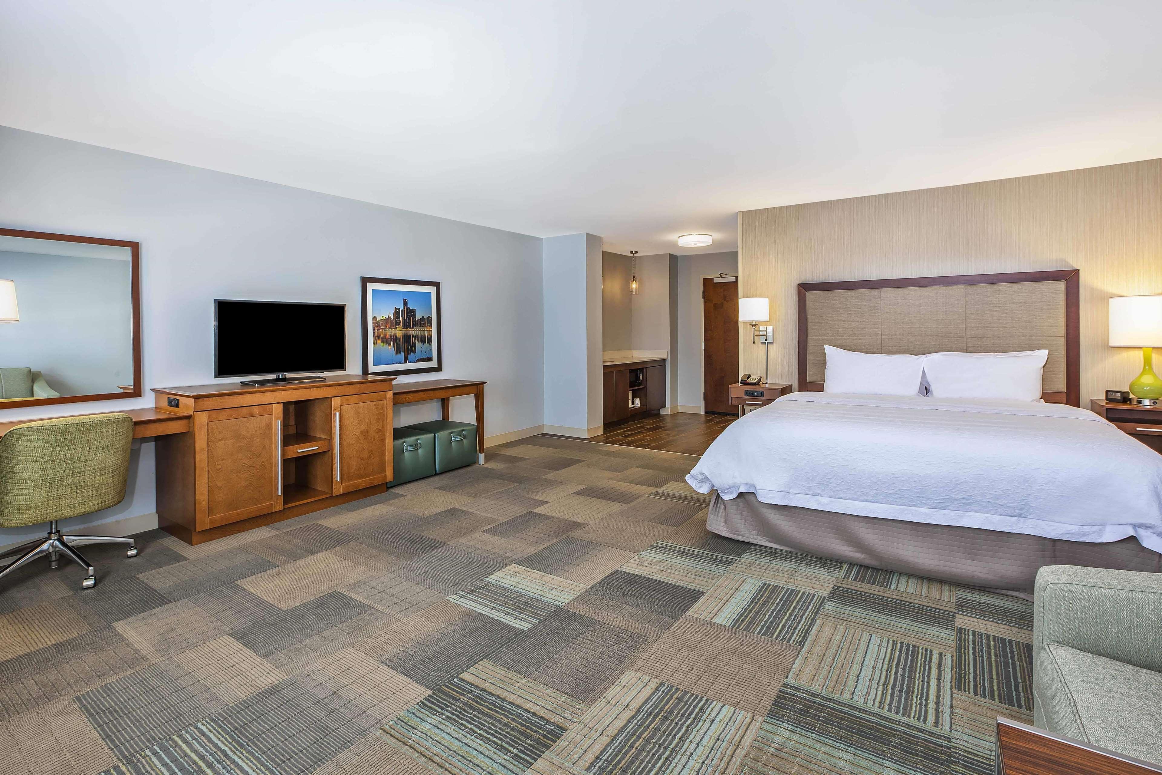 Hampton Inn By Hilton West Bloomfield Novi Farmington Hills Exterior photo